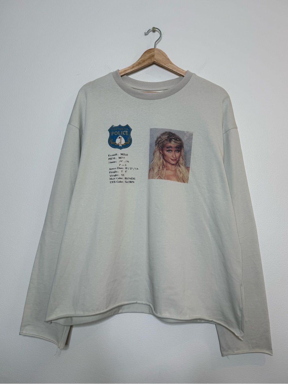 ThreeMan Studio Paris Hilton Prison Bae Head Shot Novelty Tee size 3 large